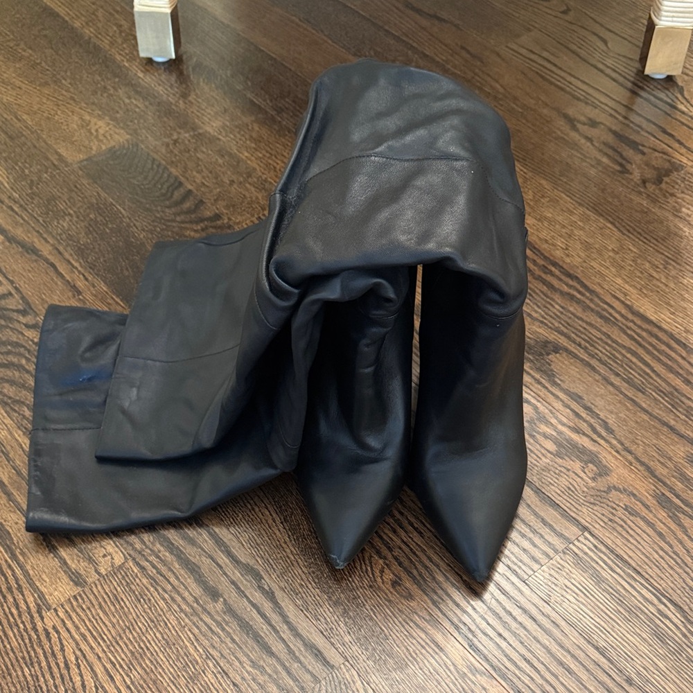 STEVE MADDEN OVER THE KNEE BOOTS